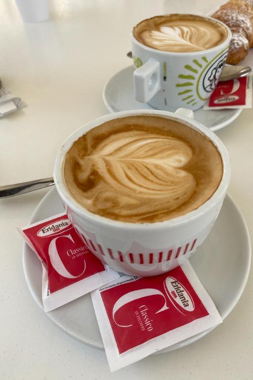 Italy Travel Tips 5 cappuccinos - Italy travel tips for when to drink a capuccino