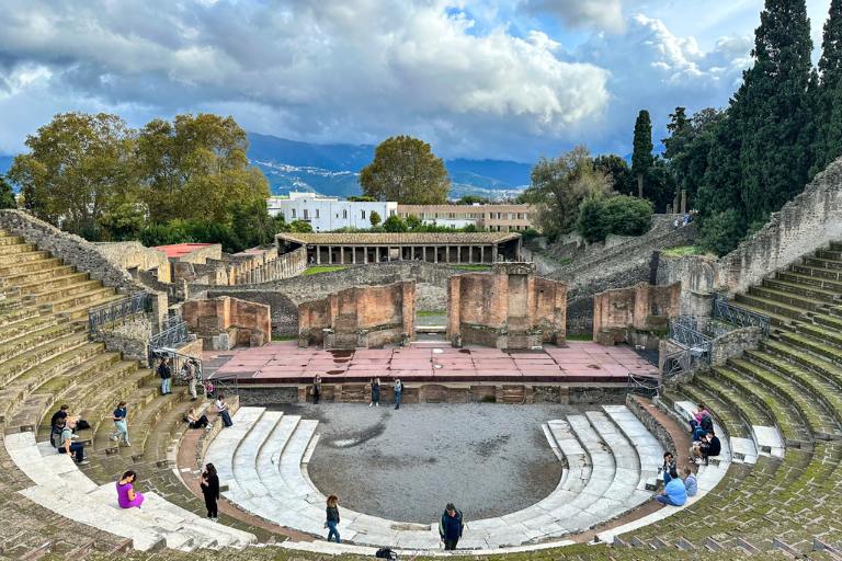 theatre in pompeii