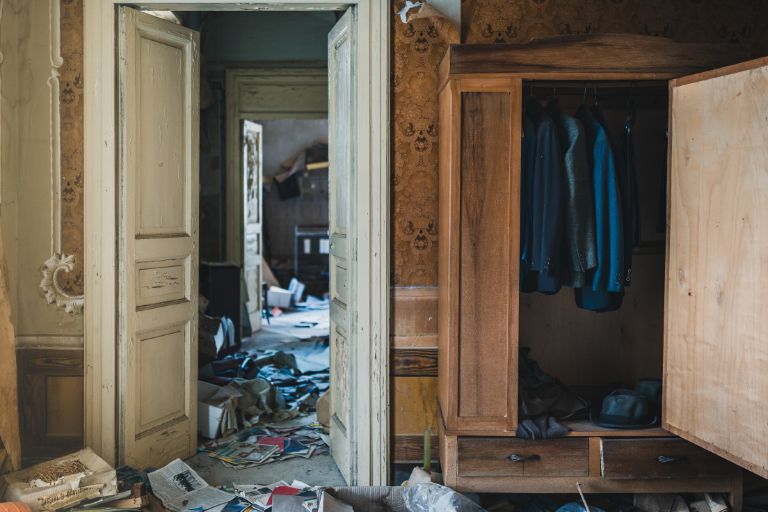 Exploring Abandoned Towns in Italy That Feel Frozen in Time 14 abandoned house in apice