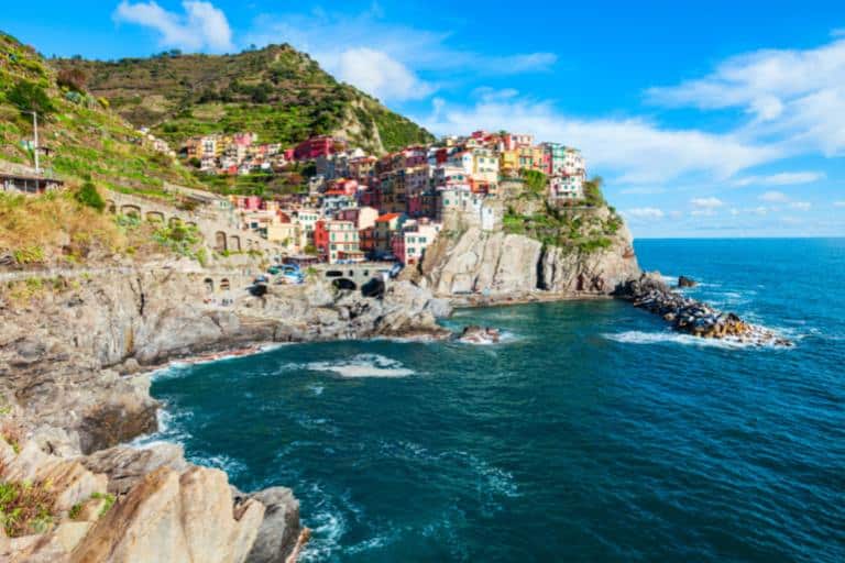 Discover 13 National Parks in Italy for Nature Lovers 5 Manarola cinque terre national park