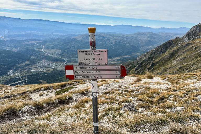 Discover 13 National Parks in Italy for Nature Lovers 12 trail marker in gran sasso